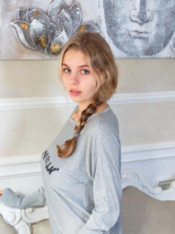 Николь